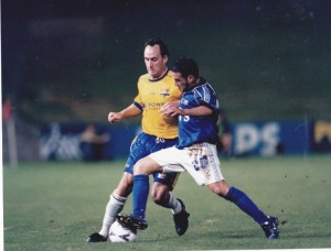 David playing for Parramatta Power (In Yellow)