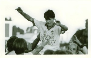 Peter lifted by jubilant Sydney Olympic fans in the 1982 glory days